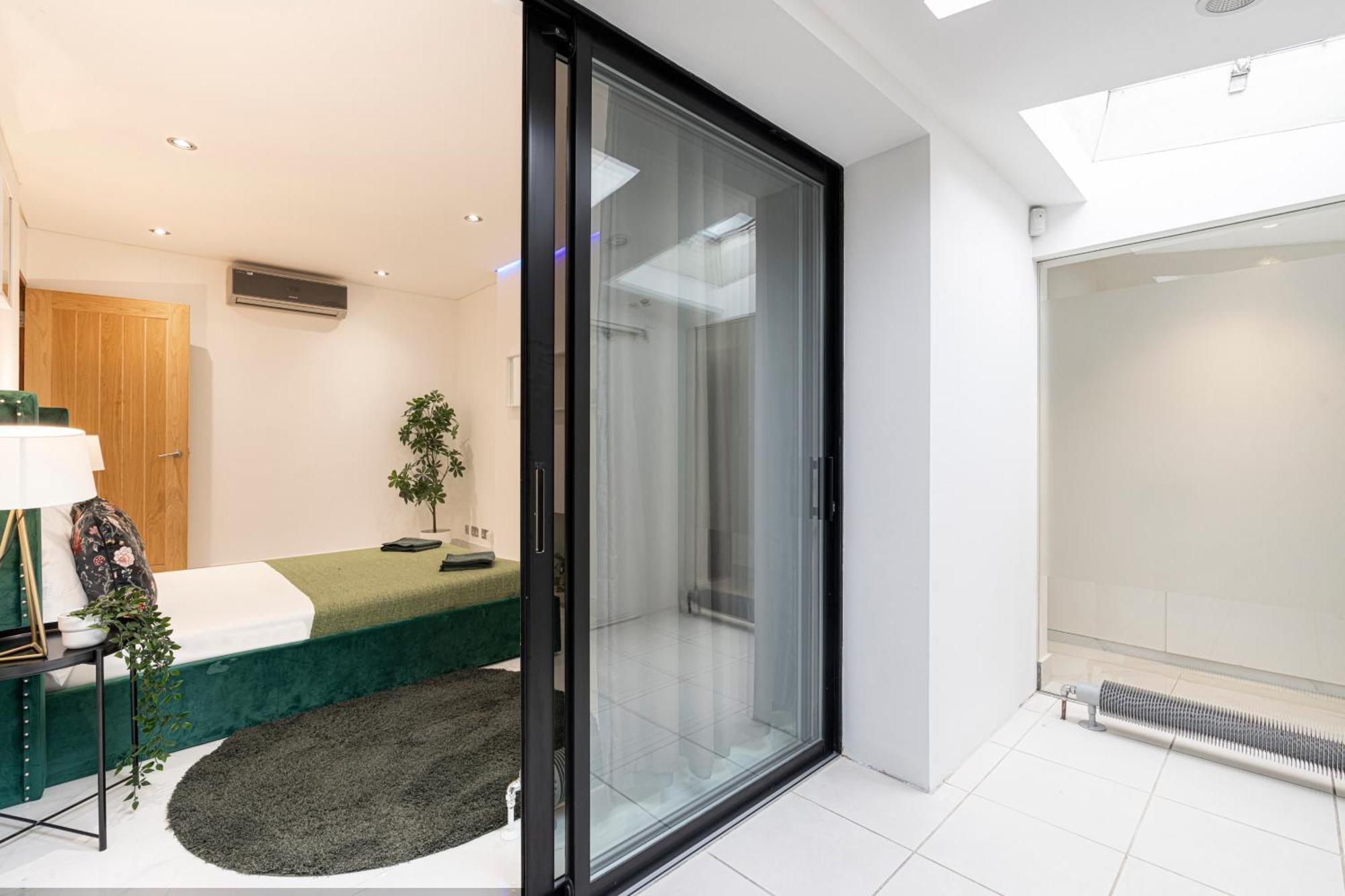 Stay At Kensington And Knightsbridge ลอนดอน ภายนอก รูปภาพ