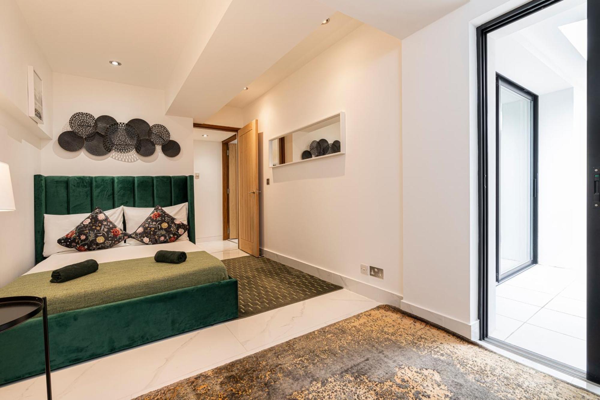 Stay At Kensington And Knightsbridge ลอนดอน ภายนอก รูปภาพ